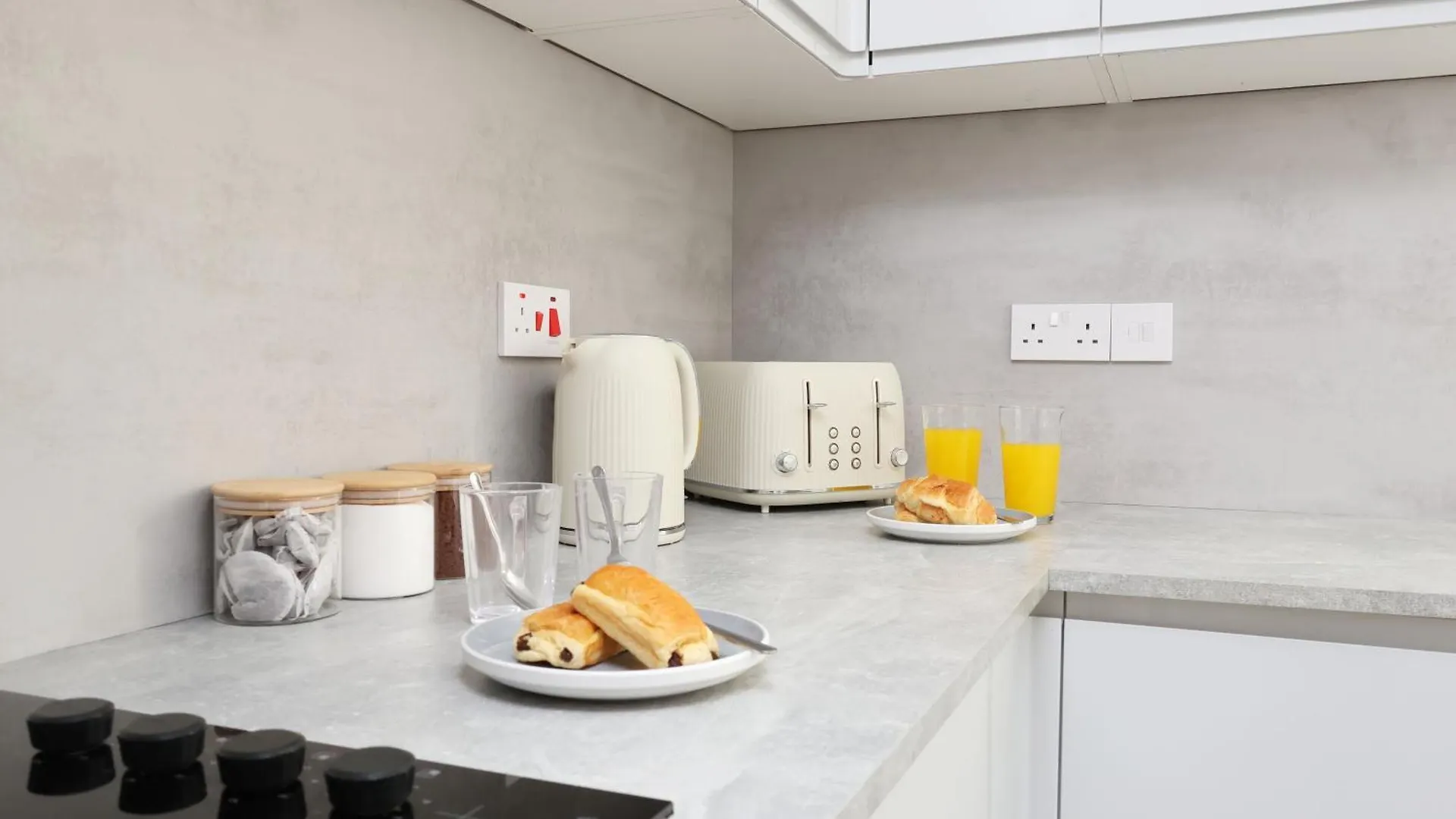 The Central Stay - 5 Minute Walk To Cardiff Centre, Up To 6 People Reino Unido